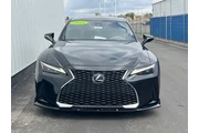$32994 : Lexus IS 300 2023 4dr Sedan thumbnail