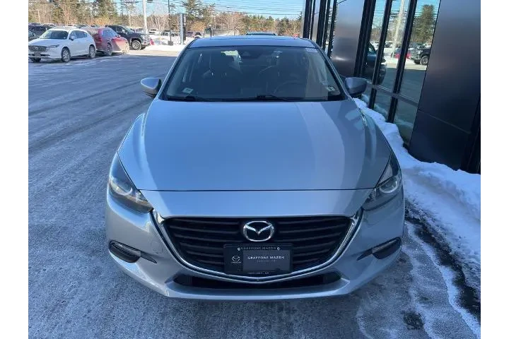 $9995 : Mazda Mazda3 2018 Touring 4d image 3