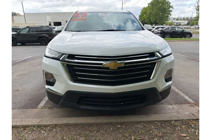 $27714 : Chevrolet Traverse 2023 LT L image 2