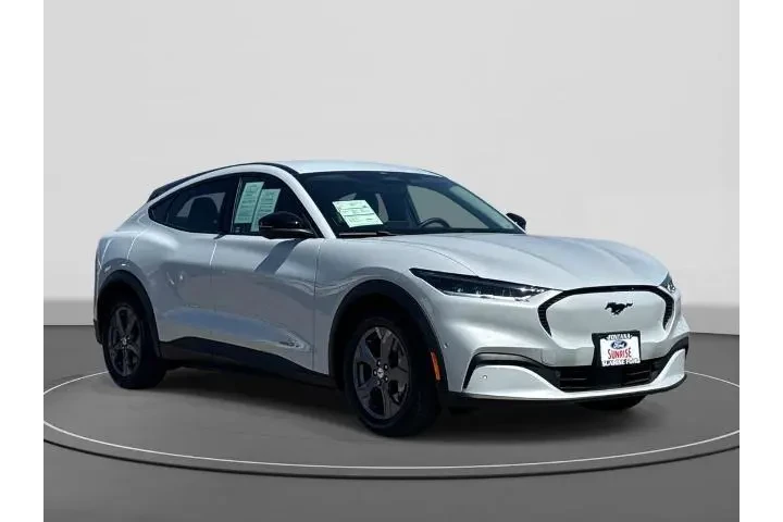 $28000 : Ford Mustang Mach-E 2023 Sel image 4