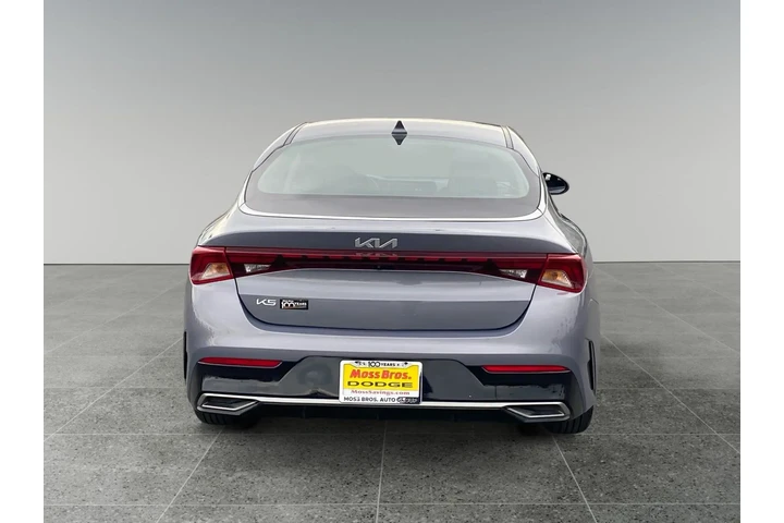 $21900 : Kia K5 2023 LXS 4dr Sedan image 4