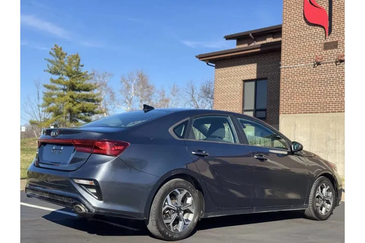 $7999 : 2021 Forte LXS image 7