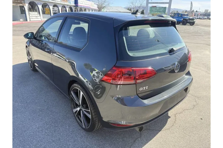 $11900 : 2015 Golf GTI SE image 5