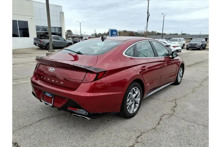 $22301 : Hyundai SONATA 2023 SEL 4dr image 3