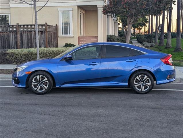 $16988 : 2018 Civic Sedan LX image 9