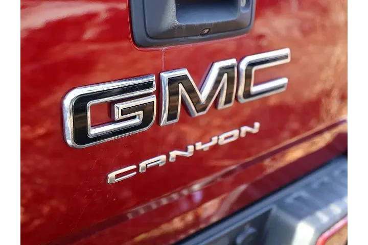 $30325 : GMC Canyon 2021 4x4 Elevatio image 9
