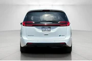 $20995 : Chrysler Pacifica Hybrid 202 thumbnail