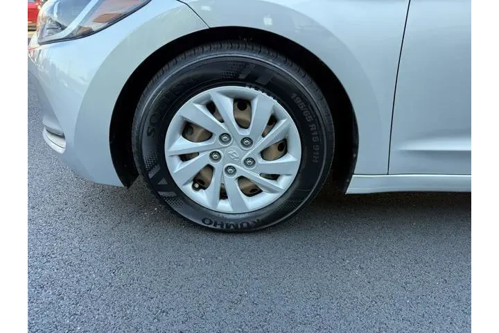 $7507 : Hyundai ELANTRA 2018 SE 4dr image 9