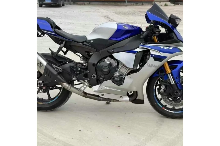 $1200 : Yamaha R1  1000cc  2016 model image 3