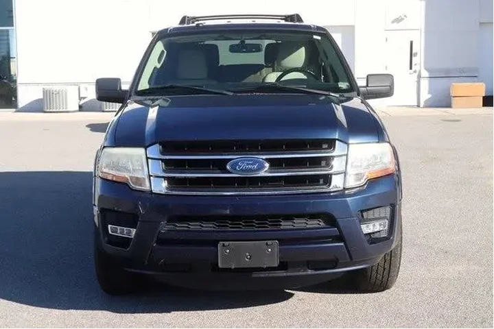 $10820 : Ford Expedition 2016 4x2 XLT image 2