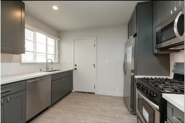$1100 : APT CON PARKING EN LOS ANGELES image 1