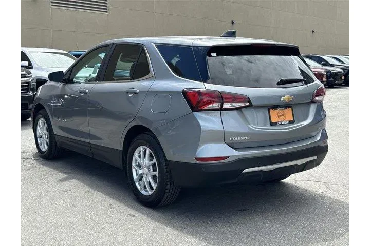$19299 : Chevrolet Equinox 2024 LT 4d image 5