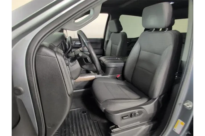 $26500 : Chevrolet Silverado 1500 202 image 4