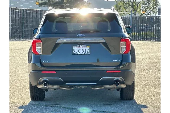 $33645 : Ford Explorer 2022 AWD XLT 4 image 4