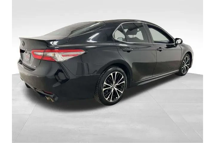 $9985 : Toyota Camry 2018 SE 4dr Sed image 4