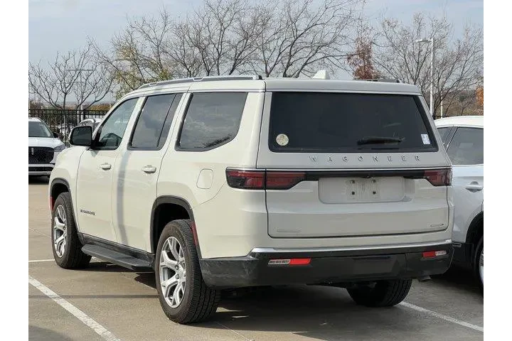 $35999 : Jeep Wagoneer 2022 4x4 Serie image 4