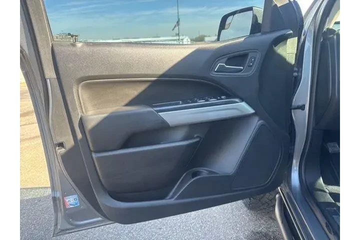 $36982 : Chevrolet Colorado 2022 4x4 image 9