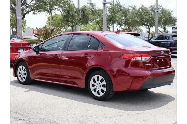 $17290 : Toyota Corolla 2023 LE 4dr S image 6