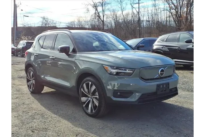 $24488 : Volvo XC40 Recharge 2022 eAW image 1