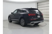 $27998 : Audi Q7 2018 AWD 3.0T quattr thumbnail