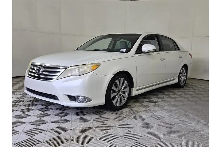 $10998 : Toyota Avalon 2011 Limited 4 image 4