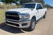 $32700 : 2020 RAM 2500 CREW CAB2020 RA thumbnail