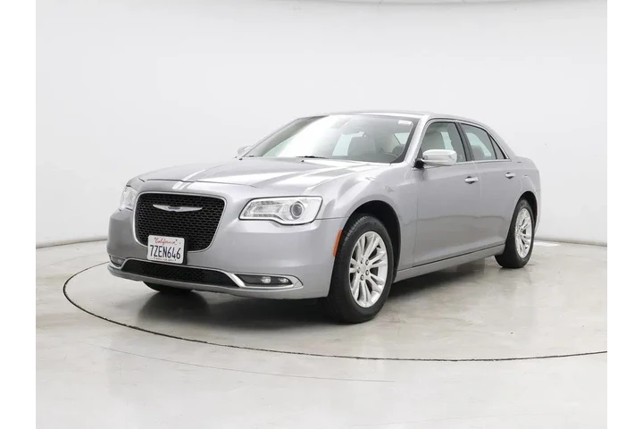 $15998 : Chrysler 300 2016 C 4dr Seda image 4
