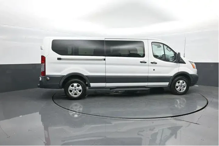 $27356 : Ford Transit 2018 350 XL 3dr image 8