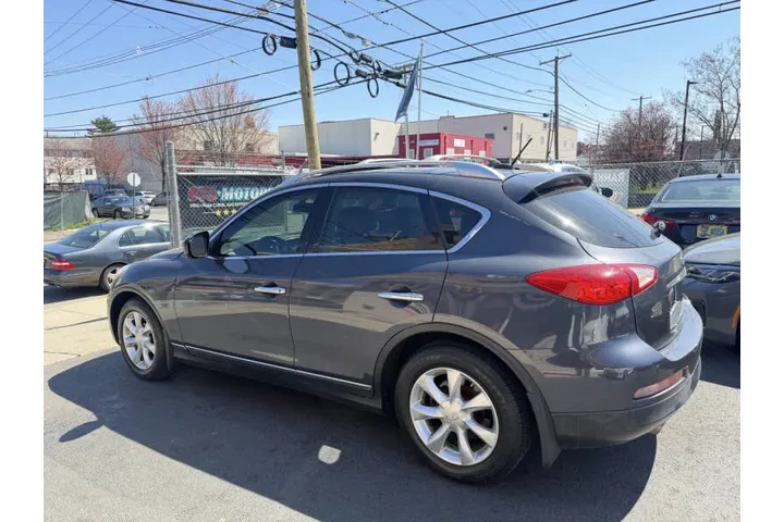 $3899 : 2010 EX35 Journey image 8