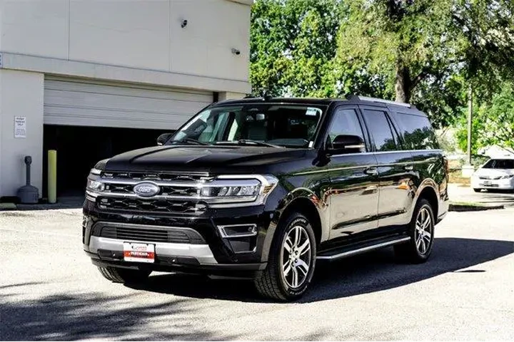 $34684 : Ford Expedition MAX 2023 4x2 image 9