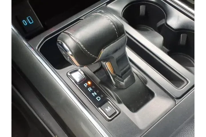 $32921 : Ford F-150 2022 4x4 XLT 4dr image 9