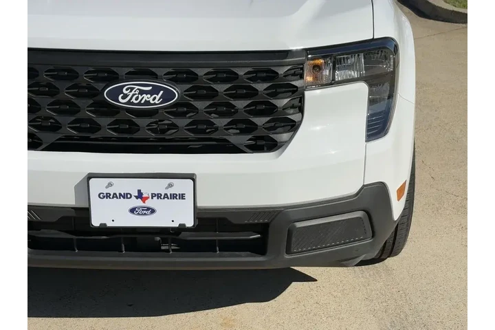 $25995 : Ford Maverick 2025 AWD XL 4d image 9