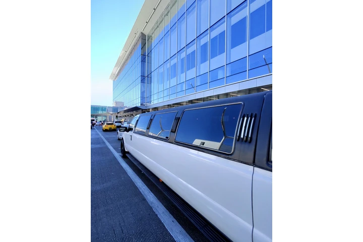 Limousine Business image 8