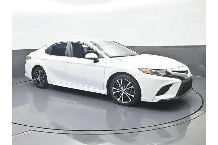 $15991 : Toyota Camry 2020 SE 4dr Sed image 8