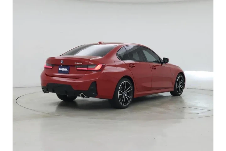 $33998 : BMW 3 Series 2023 330e 4dr S image 8