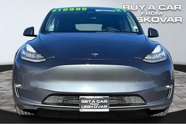 $18998 : Tesla Model Y 2021 AWD Long image 3