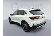 $25000 : Ford Escape Plug-In Hybrid 2 thumbnail