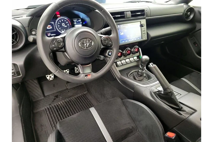 $33998 : Toyota GR86 2024 Premium 2dr image 9