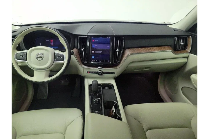 $25998 : Volvo XC60 2022 B5 Momentum image 9