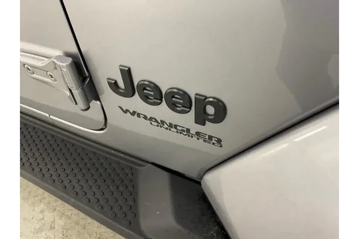 $34896 : Jeep Wrangler Unlimited 2021 image 5