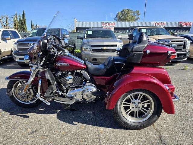 $19900 : 2015 HARLEY-DAVIDSON FLHTCUTG image 6