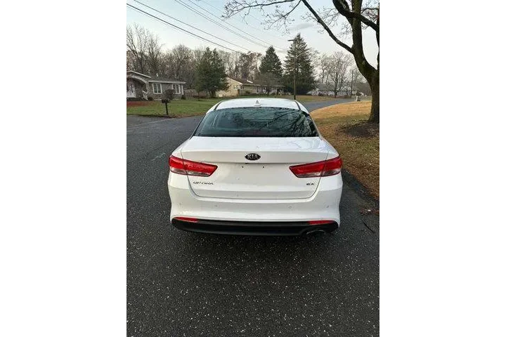 $7995 : Kia Optima 2018 EX 4dr Sedan image 5