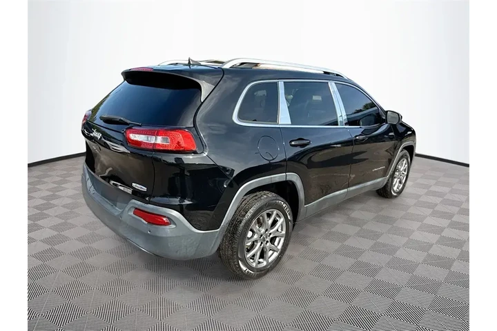 $11808 : Jeep Cherokee 2018 Latitude image 8