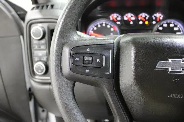 $28982 : Chevrolet Silverado 1500 202 image 9