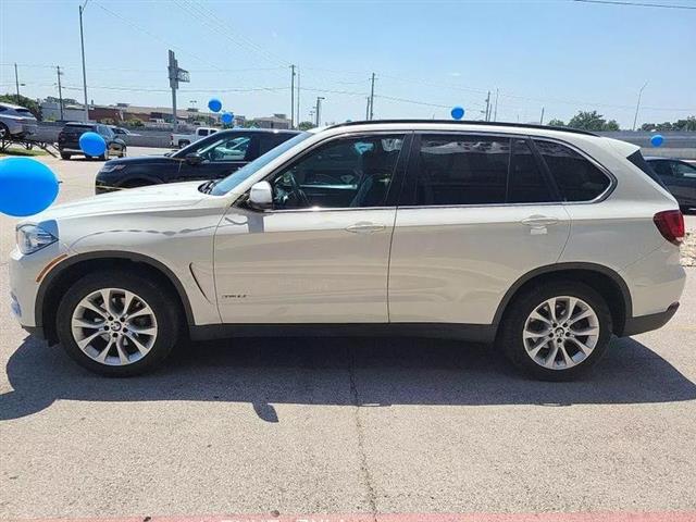 2016 BMW X5 xDrive35i image 4