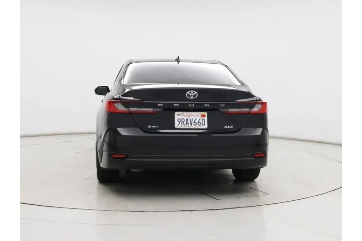 $30998 : Toyota Camry 2025 XLE 4dr Se image 6