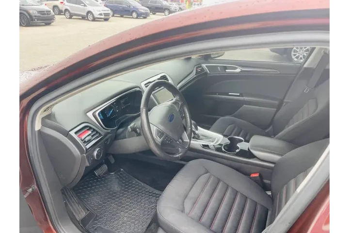 $5850 : 2016 Fusion SE image 9