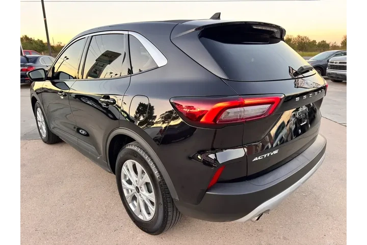 $16991 : Ford Escape 2023 Active 4dr image 9