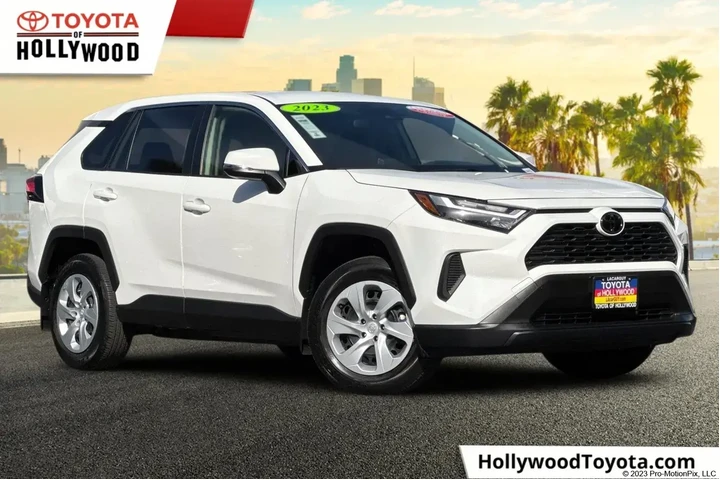 $25555 : Toyota RAV4 2023 LE 4dr SUV image 1