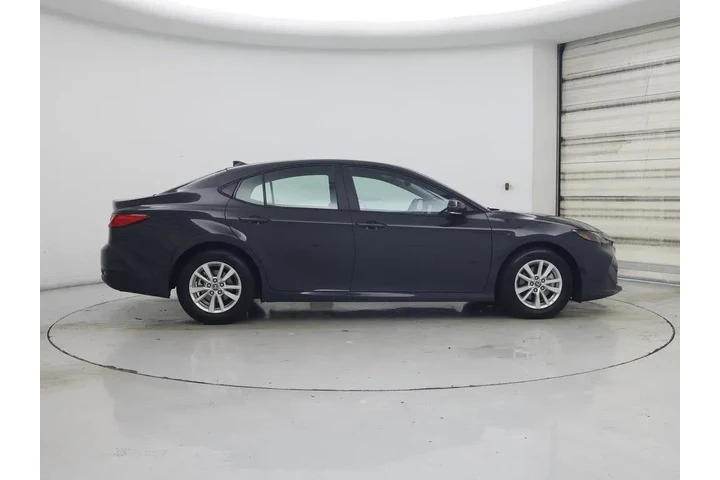 $29998 : Toyota Camry 2025 LE 4dr Sed image 7